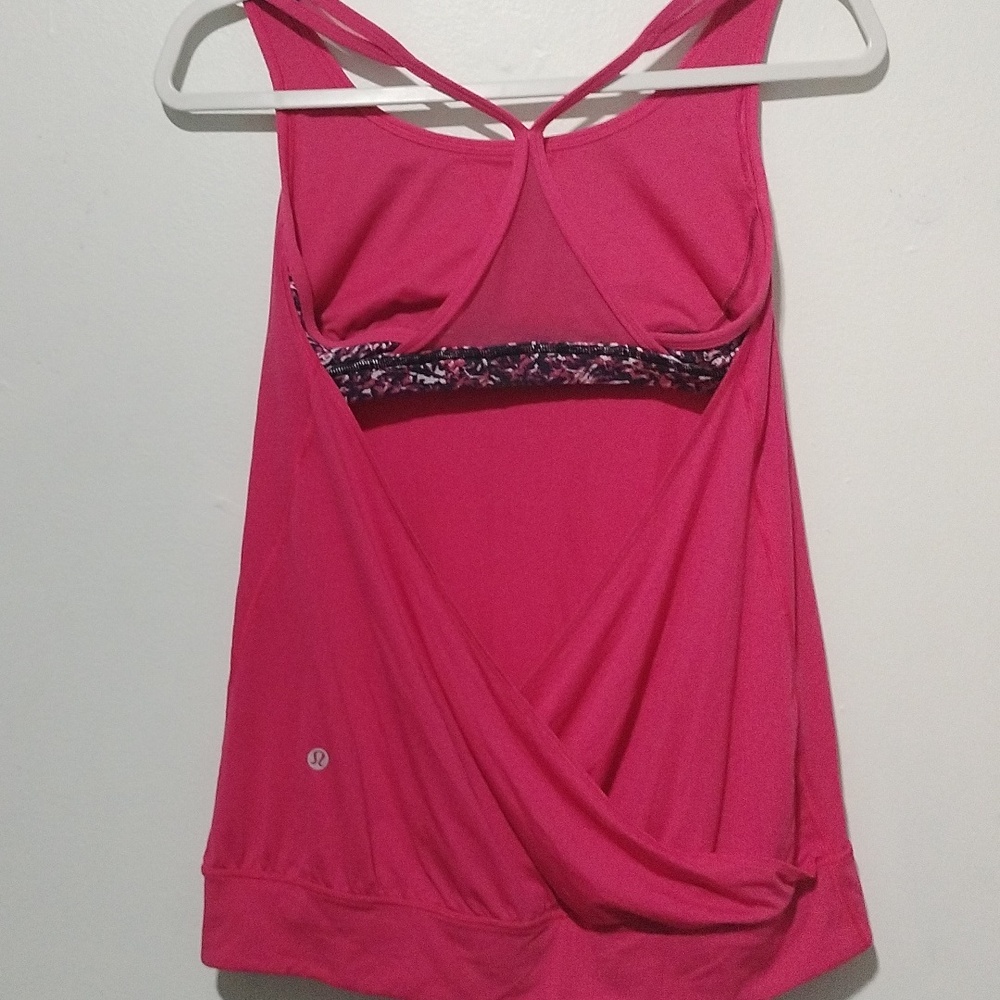 Lululemon tank top size 6